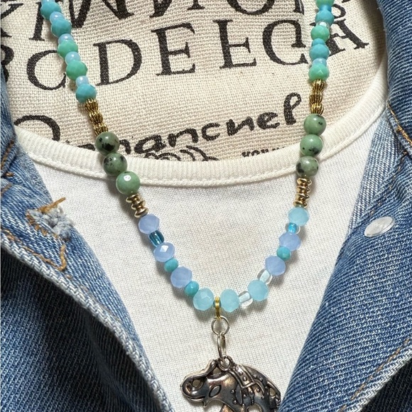 Gold and Blue Beaded Elephant Charm Bracelet sesame jasper - Picture 3 of 5